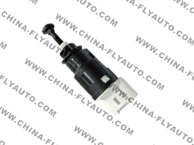 DACIA: 82 00 276 361<br>Sensor,Fly auto parts